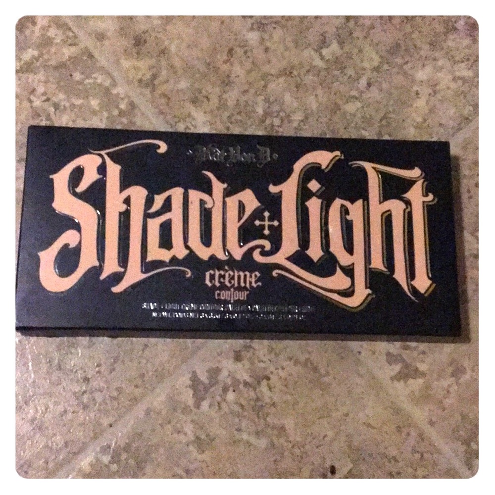 Kat Von D  Shade+Light Creme Contour
